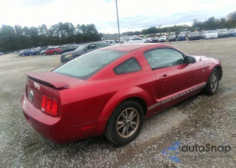 2005 Ford Mustang V6 Deluxe/V6 Premium из США, поврежденный, VIN 1ZVFT80N255206164